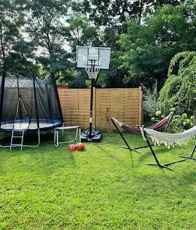 Haus Am Waldrand Und In Seenaehe *