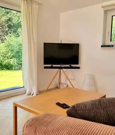 Haus Am Waldrand Und In Seenaehe