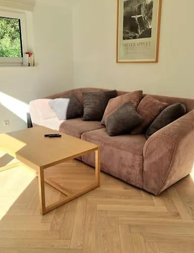 Haus Am Waldrand Und In Seenaehe Nyaraló *