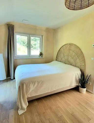 Haus Am Waldrand Und In Seenaehe Nyaraló